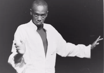 Resgate histórico de Robson Graia, um ícone do teatro brasiliense