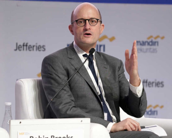 “EUA deveriam retomar bloqueio ao petróleo do Irã; Brent ainda subestima riscos”, diz Brooks
